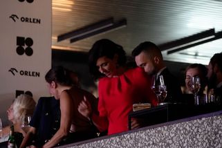 Šéfka Sněmovny ve Varech: Markéta Pekarová Adamová pařila s manželem. Máme video! - Super.cz